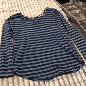 Cute striped GAP long sleeved tee